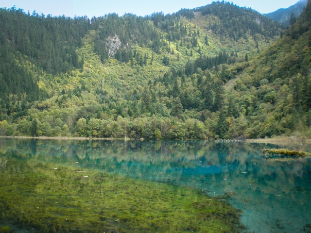 山の郵便配達イメージ
